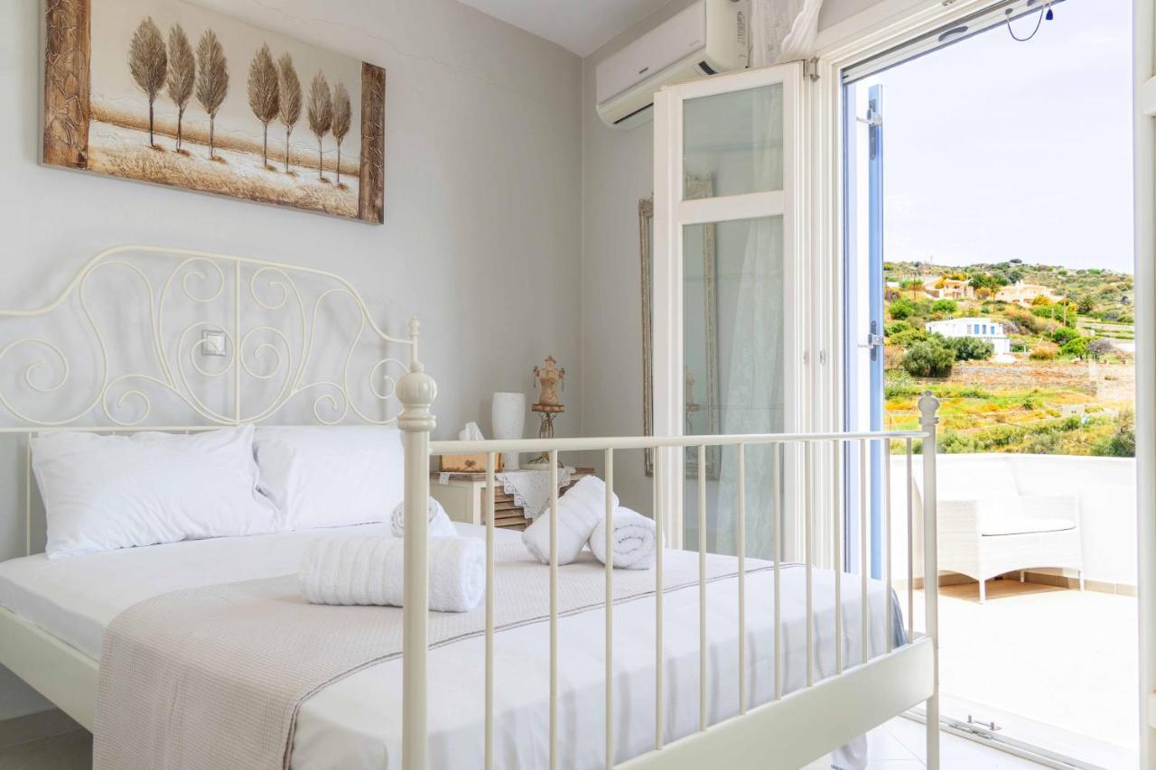 Seaside & Modern Flats By Explore Andros