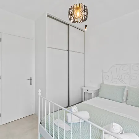 Seaside & Modern Flats By Explore Andros Piso Gialia Room photo