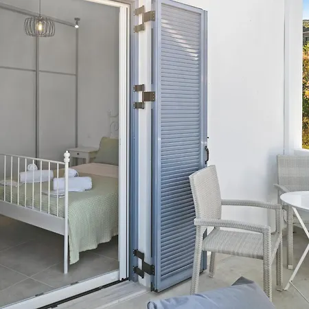 Seaside & Modern Flats By Explore Andros Piso Gialia Room photo